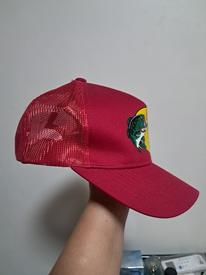 Bass pro cup original (Category: Coats, Jackets and Outerwear) located in Ibaan. Submitted by ljnaig14 (Listing ID 1461384549, Image 3). Description: original bass pro cup color/scarlet maroon.
