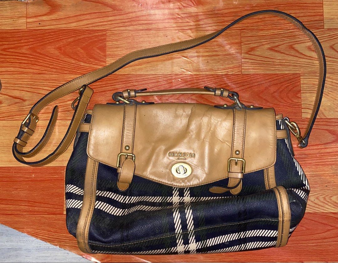 Beanpole leather and plaid-pattern satchel (Category: Cross-body Bags) located in Quezon City. Submitted by trash2treasure1.0 (Listing ID 1461403332, Image 1). Description: Beanpole leather and plaid-pattern satchel -thrift bag -with flaws like crackings, scratch and fadings -manage your expectation since it's thrifted.
