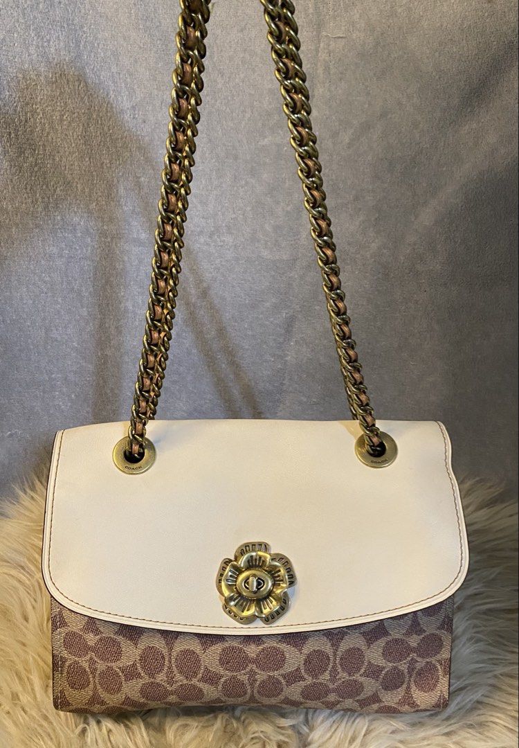 Beige Color Genuine Leather (Category: Shoulder Bags) located in Davao. Submitted by goldenstone_0be9b3 (Listing ID 1461376738, Image 1). Description: •Supeeer gandaaaa •Gamoza inner lining •Napakalinissss Med sizeee.