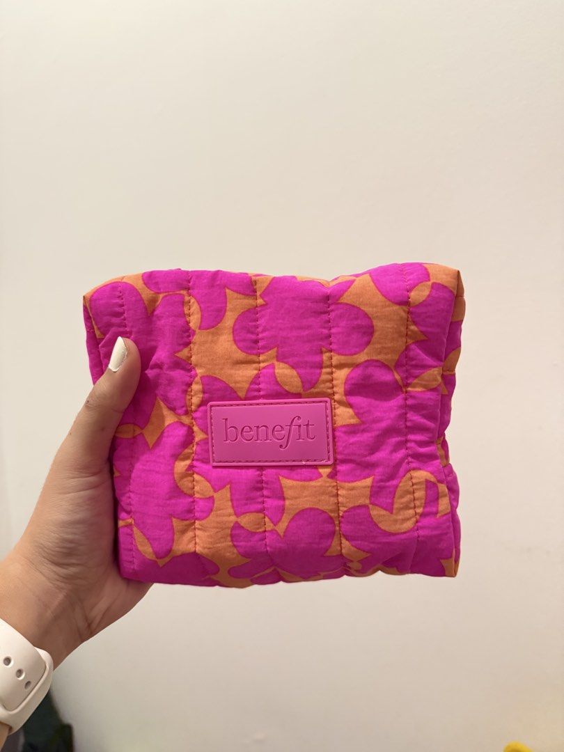 Benefit pink pouch (Category: Makeup) located in Quezon City. Submitted by quirksandcurls (Listing ID 1461343521, Image 2). Description: .