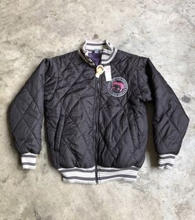 (Category: ) located in . Submitted by roycecloset (Listing ID 1461441832, Image 1). Description: .