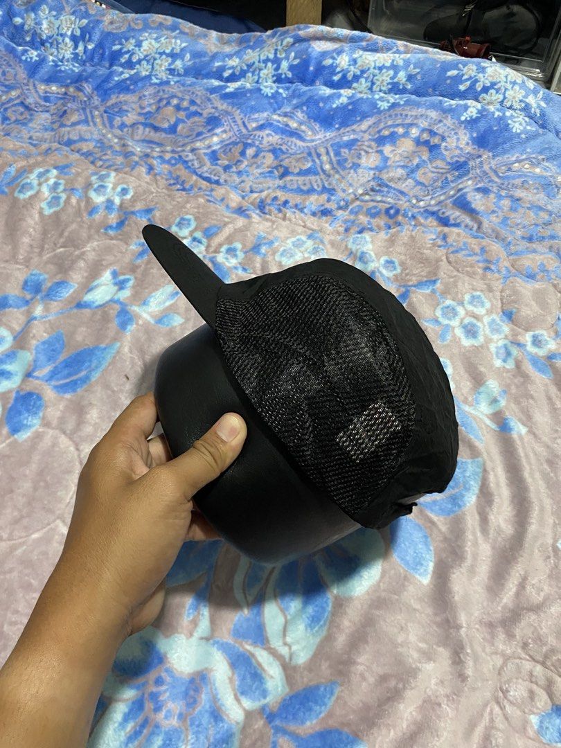 Black CAF Mesh Cap Running (Category: Caps & Hats) located in Polomolok. Submitted by marrssz (Listing ID 1461392984, Image 3). Description: - Stylish black cap with breathable mesh sides - Features the official CAF logo on the front - Adjustable strap for a comfortable, custom fit - Ideal for sunny weather and outdoor activities - Lightweight and designed for maximum breathability.