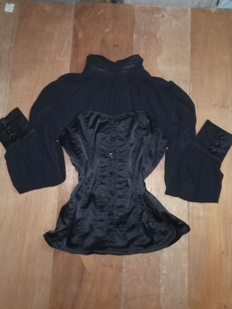 Black Gothic Corset-Style Long sleeve (Category: Longsleeves) located in Valenzuela. Submitted by wearitbabe.hk (Listing ID 1461356261, Image 1). Description: .