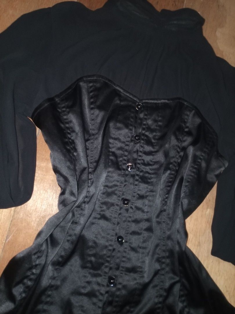 Black Gothic Corset-Style Long sleeve (Category: Longsleeves) located in Valenzuela. Submitted by wearitbabe.hk (Listing ID 1461356261, Image 3). Description: .