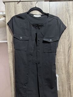 (Category: ) located in . Submitted by preloved.bymonique (Listing ID 1461343023, Image 1). Description: .