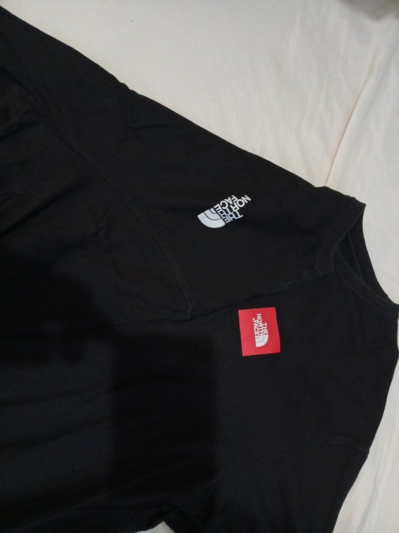 Black shirt (Category: Tshirts & Polo Shirts ) located in Bato. Submitted by coyakios09 (Listing ID 1461440160, Image 1). Description: pm.