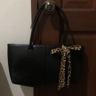 (Category: ) located in . Submitted by 080789 (Listing ID 1461470602, Image 1). Description: .