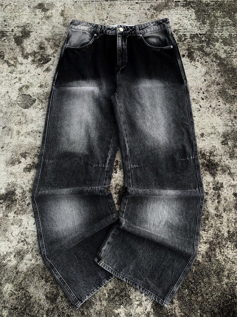 Black Wash Wide Leg Jeans (Category: Jeans) located in Manila. Submitted by fiercefox.4ae806 (Listing ID 1461458522, Image 1). Description: - Black wash wide leg jeans - Faded look throughout - Sturdy denim fabric - Ideal for casual wear - Makes a statement.