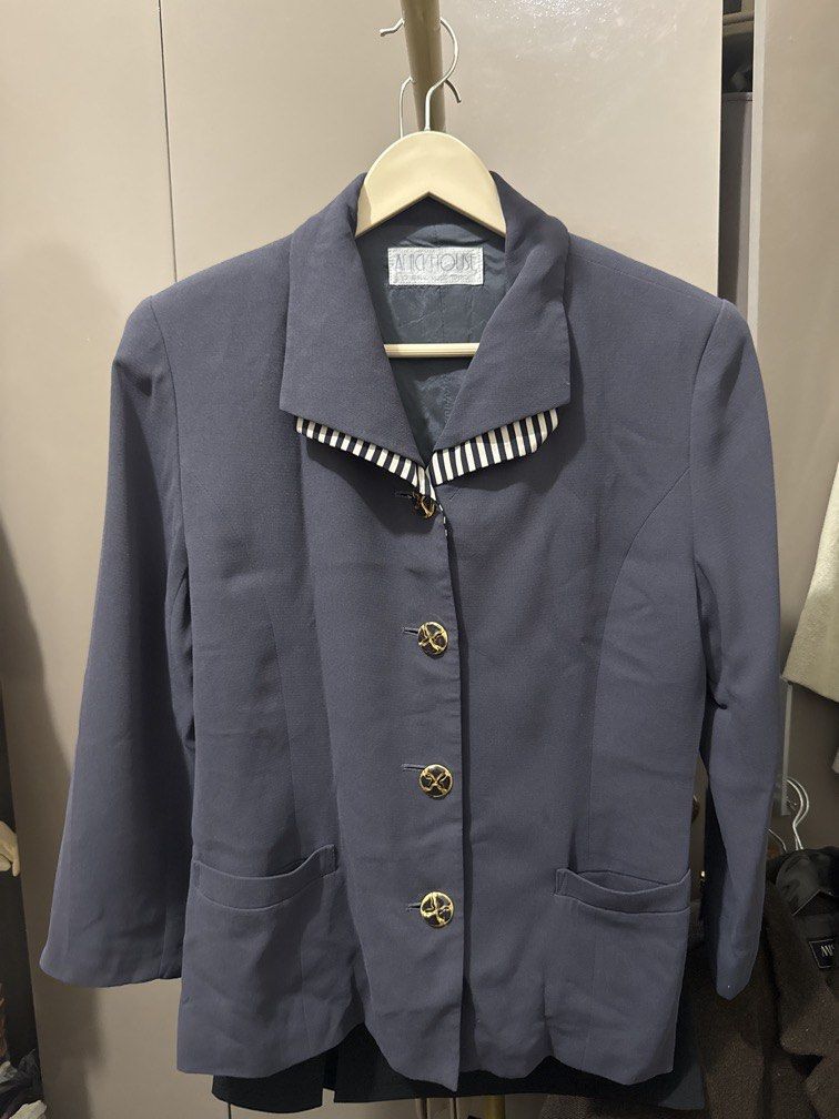 Blueviolet Elegant Blazer (Category: Coats, Jackets and Outerwear) located in Mexico. Submitted by studioleraph (Listing ID 1461464285, Image 1). Description: Super pretty 🤩 🛍️ Perfect for your personal wardrobe or reseller business 🫶 👗 The actual item being sold is the original garment shown in the product photos. Small differences in fit, drape, color, texture, or details may occur. 💌 Condition: • Preloved; Please wash the items before wea
