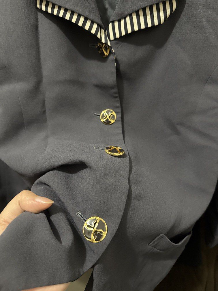 Blueviolet Elegant Blazer (Category: Coats, Jackets and Outerwear) located in Mexico. Submitted by studioleraph (Listing ID 1461464285, Image 2). Description: Super pretty 🤩 🛍️ Perfect for your personal wardrobe or reseller business 🫶 👗 The actual item being sold is the original garment shown in the product photos. Small differences in fit, drape, color, texture, or details may occur. 💌 Condition: • Preloved; Please wash the items before wea