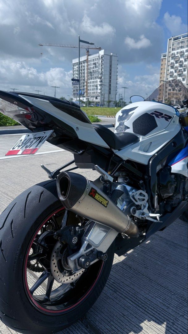BMW S1000RR Akrapovic Exhaust (Category: Motorbikes for Sale) located in Caloocan City. Submitted by keenphoenix.122251 (Listing ID 1461380742, Image 3). Description: Selling my BMW S1000RR. It has an Akrapovic exhaust system. Ready for the road. Message me for more details..