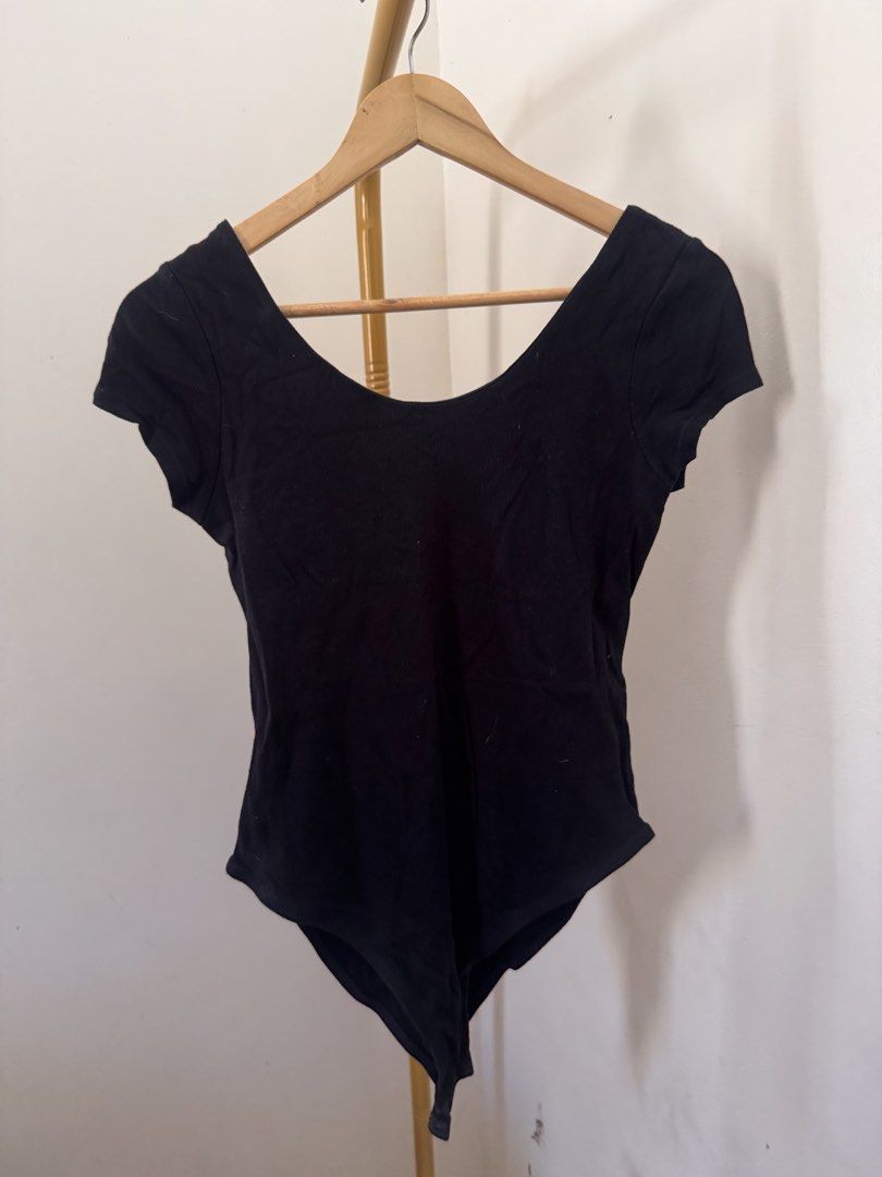 Bodysuit Bundle ✨ (Category: Others Tops) located in Mexico. Submitted by studioleraph (Listing ID 1461343054, Image 3). Description: ✨ BUNDLE FOR SALE 5 Pieces for 599 🛍️ Perfect for your personal wardrobe or reseller business 🫶 🏷️ Mixed Brands and Sizes 👗 The actual item being sold is the original garment shown in the product photos. Small differences in fit, drape, color, texture, or details may occur. 💌 Condition: • Preloved; Please wash