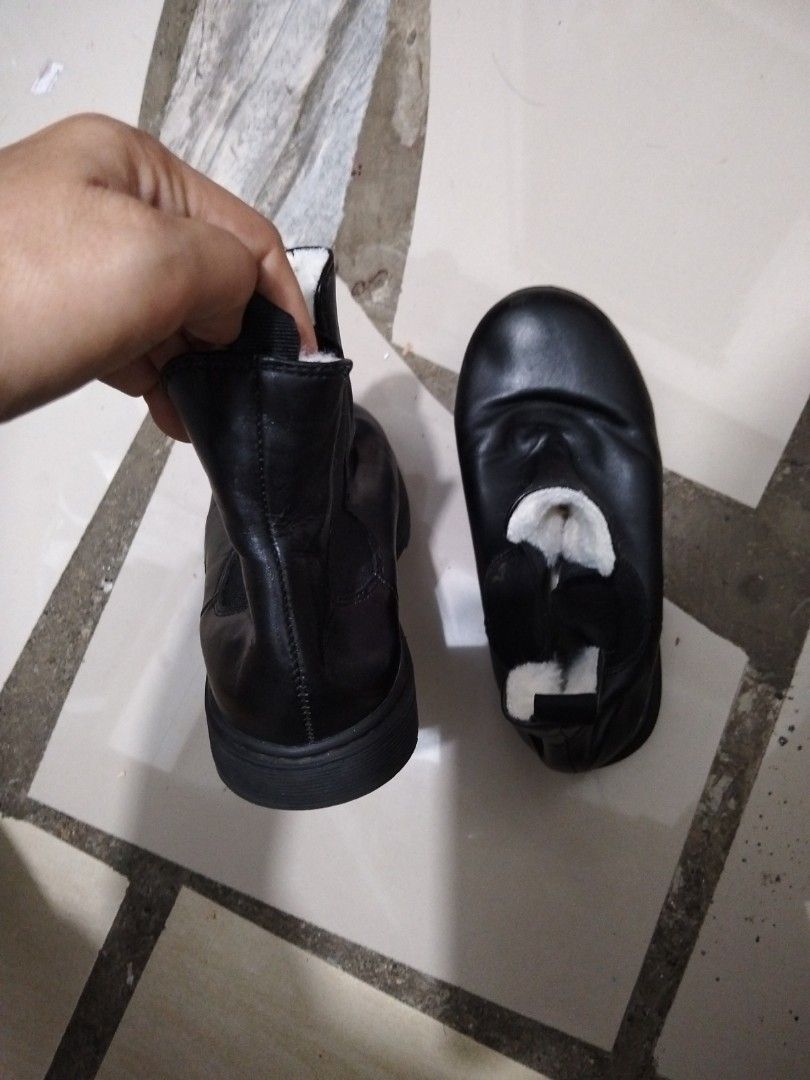 Boots (Category: Babies & Kids Fashion) located in El Salvador. Submitted by francheskaukayukay (Listing ID 1461336425, Image 3). Description: 19 cm.