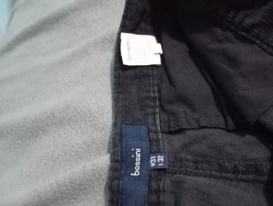 Bossini Black Corduroy Pants (Category: Jeans) located in Mangaldan. Submitted by ig_thriftnidrei (Listing ID 1461352068, Image 2). Description: bossini corduroy ₱450 w: 31 in (lace) l: 41 in (altered) hem: 9 in condi: 9/10.