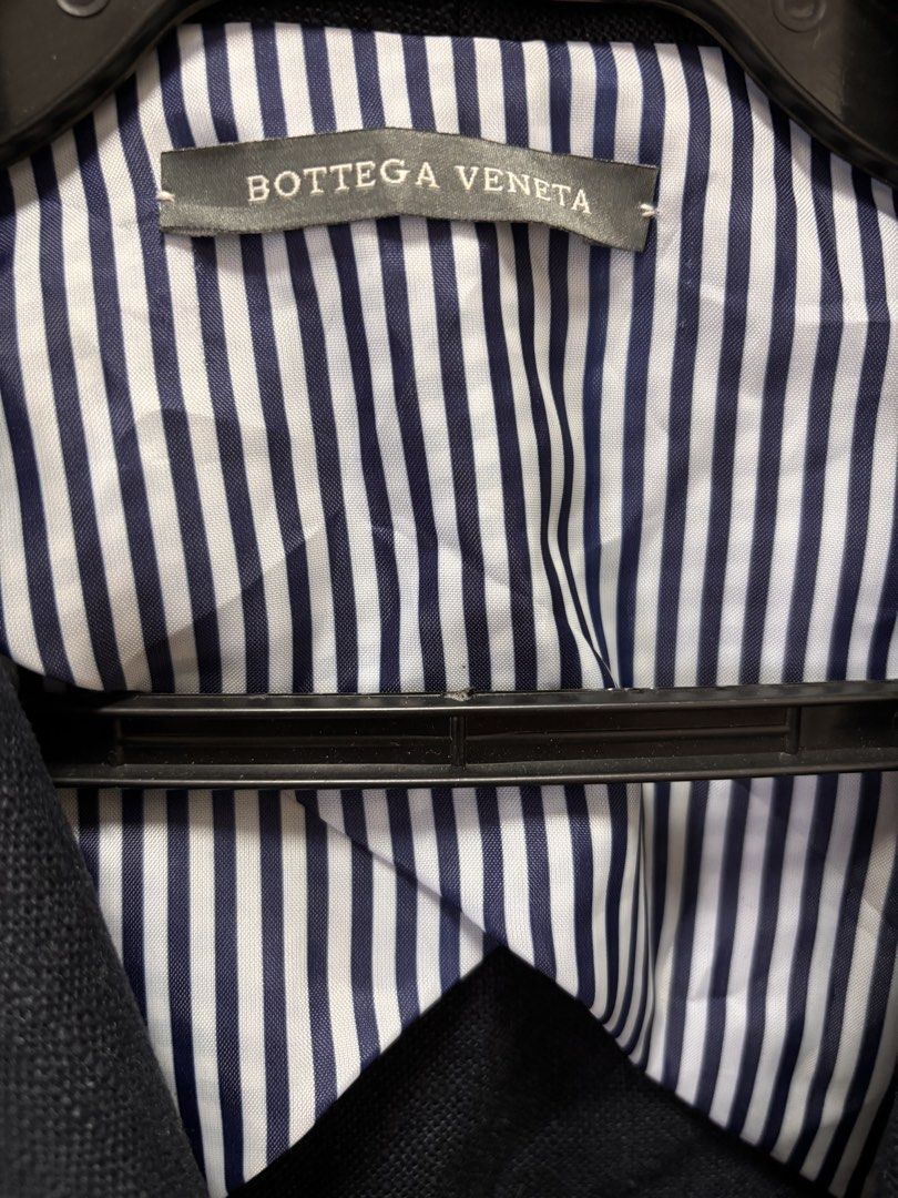 Bottega Veneta Navy Linen Blend Blazer (Category: Coats, Jackets and Outerwear) located in Quezon City. Submitted by frodo0905 (Listing ID 1461447218, Image 2). Description: - Brand: Bottega Veneta - Color: Navy Blue - Material: Linen Blend - Closure: Single Button - Features: Front Pockets, Striped Lining - Style: Smart Casual.