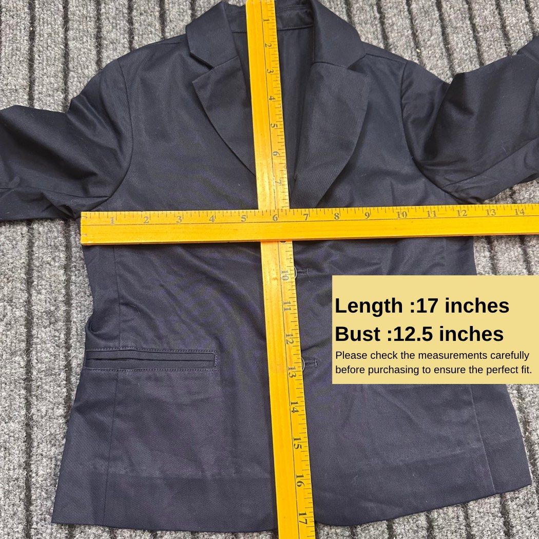 Boy’s Navy Blue Formal Blazer Size 3Y ( Soft and Comfortable ) (Category: Babies & Kids Fashion) located in Baguio. Submitted by lctrendz (Listing ID 1461368004, Image 2). Description: Single breasted. Notch Lapel , button closure , and welt pockets . 📸 Actual photos provided 📏Size may vary depending on your body build. Please check the measurements carefully before purchasing to ensure the perfect fit. Since detailed measurements are provided 