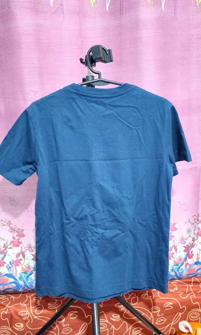 BOYS Shirt (Category: Babies & Kids Fashion) located in Manila. Submitted by rarefire-9644 (Listing ID 1461382797, Image 2). Description: Used Boys kids 7 to 9 yrs old.