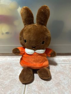(Category: ) located in . Submitted by toughcookieee (Listing ID 1461495665, Image 1). Description: .