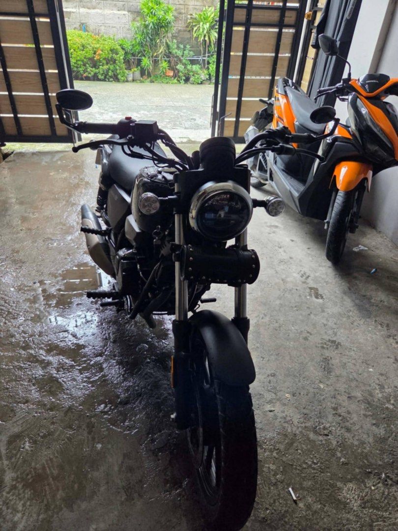 Bristol SRV200 Motorcycle (Category: Motorbikes for Sale) located in Manila. Submitted by christjohn25 (Listing ID 1461477877, Image 2). Description: Bristol SRV200 for sale. Black finish. Low mileage, well-maintained. Ready for the road. Great for city riding and weekend trips. Smooth engine and comfortable seat. Selling because I'm upgrading. Serious buyers only..