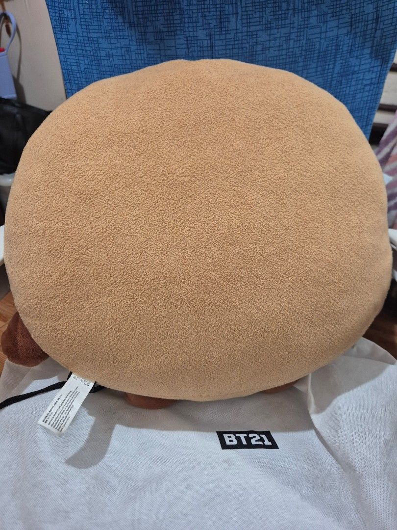 BT21 Shooky Suga Plush 42CM (Category: Plushies & Soft Toys) located in San Juan City. Submitted by ladadigwy (Listing ID 1461355706, Image 3). Description: - bt21 shooky 42 cm 🍪🥛 - first press - with dust bag! - will give lots of bts freebies - unused, naka-display lang sa cabinet rfs: need shelf space.