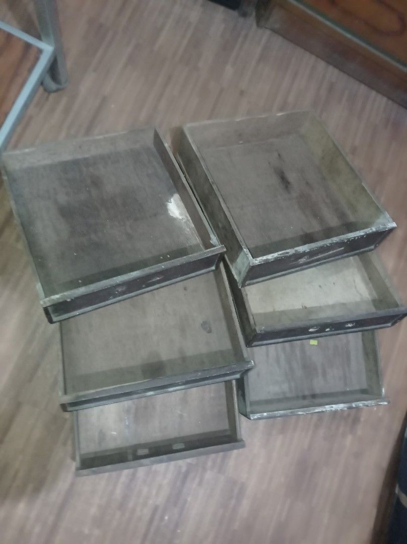 Cabinet , Drawer only made from flywood (Category: Shelves, Cabinets & Racks) located in Cavite. Submitted by danielartifox (Listing ID 1461468687, Image 2). Description: 500 Fixed price... 6pcs total all.. with minor tuklap.. see the picture..matibay at makapal.. 39x36x9 Cm.. pinturahan mo nlng at pakinisin ng grinder.. good for your Diy cabinet, pick up location Dasmarinas Cavite Gasso DBB F.