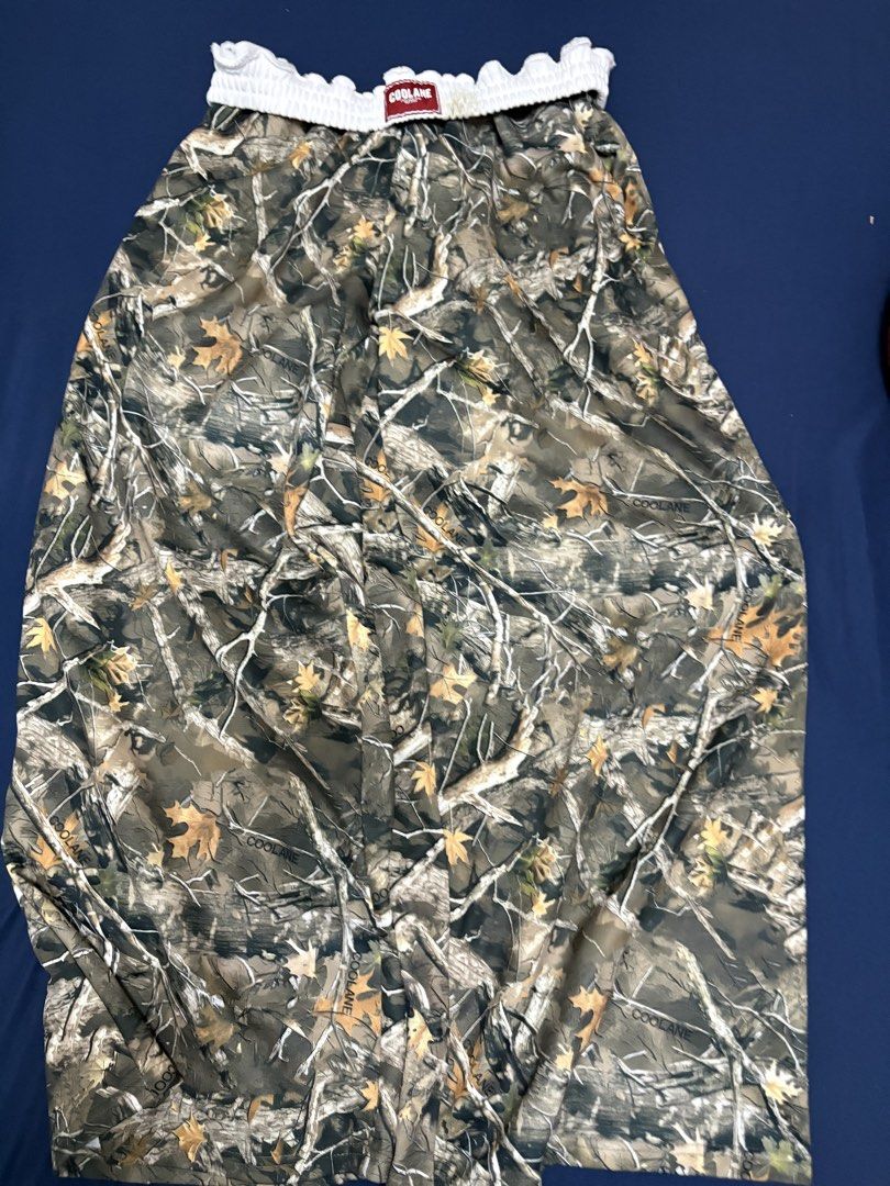 CAMO PANTS (Category: Jeans) located in Manila. Submitted by weaniceteee (Listing ID 1461450775, Image 1). Description: - Nego, PM for more deets.
