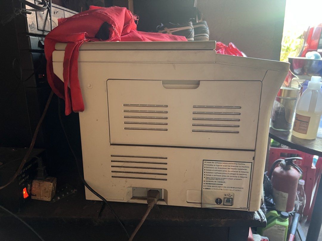 Canon ImageCLASS D320 (Category: Printers, Scanners & Copiers) located in Manila. Submitted by nctneoo (Listing ID 1461342842, Image 2). Description: Canon ImageCLASS D320 for sale. Not working properly and prints are very faded. I’m not sure how to fix it, so selling as-is for parts or repair. 110V..