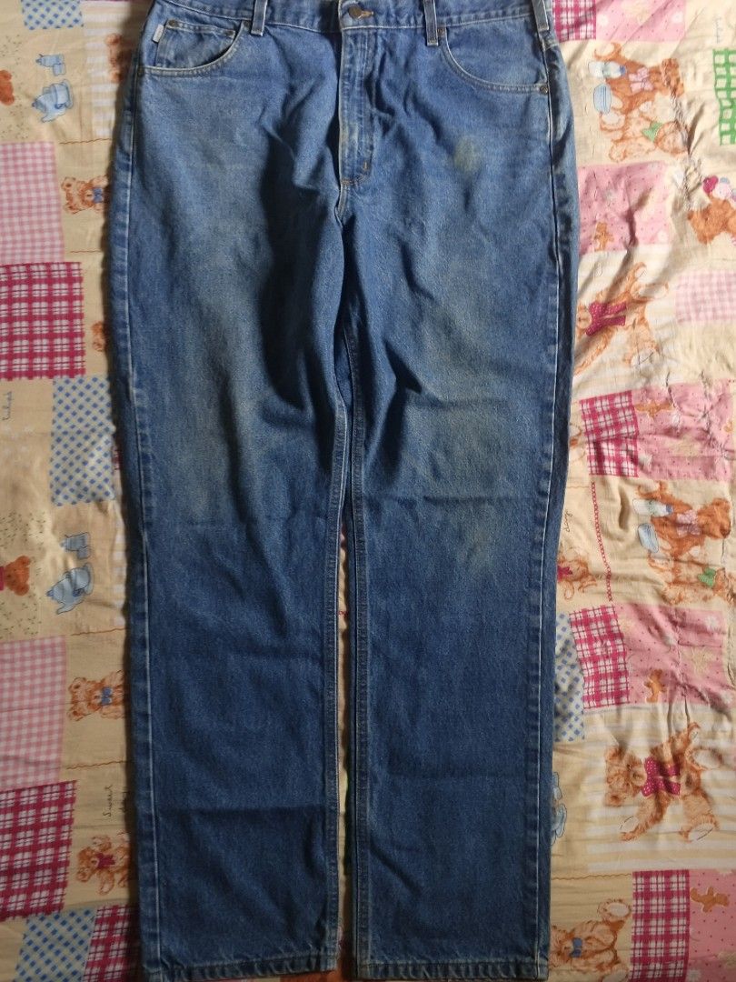 Carhartt B18 DST (Category: Jeans) located in Manila. Submitted by knot.b (Listing ID 1461484709, Image 3). Description: B18 DST ‎ ‎- 40 x 46 x 8.5 ‎ ‎- stain - Authentic.