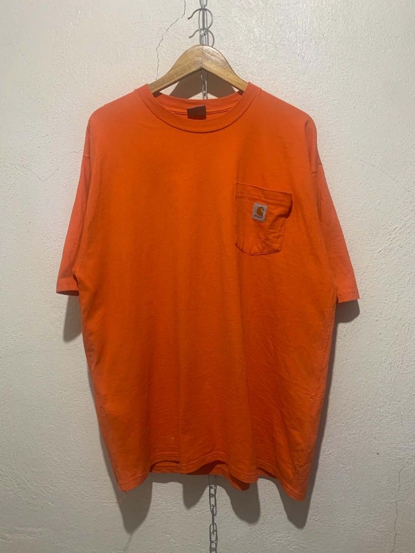 Carhartt pocket tee (Category: Tshirts & Polo Shirts ) located in Naga. Submitted by dodonggg (Listing ID 1461529693, Image 1). Description: Details: ▫️Exellent condition ▫️C.R - 10/10 ▫️Width - 24 ▫️Length - 31 ▫️Best fit - XL ▫️Issue/s - stains not noticeable, loose stitch ▫️Authentic/Legit/Original 📍Location: Cebu City of Naga 🚛MOD: J&T/Meet up 💵MOP: Gcash Only.