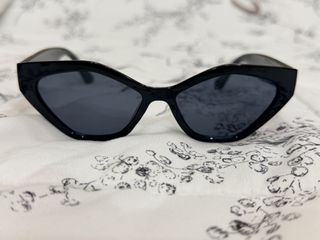 (Category: ) located in . Submitted by silent.finders.keepers (Listing ID 1461429096, Image 1). Description: .