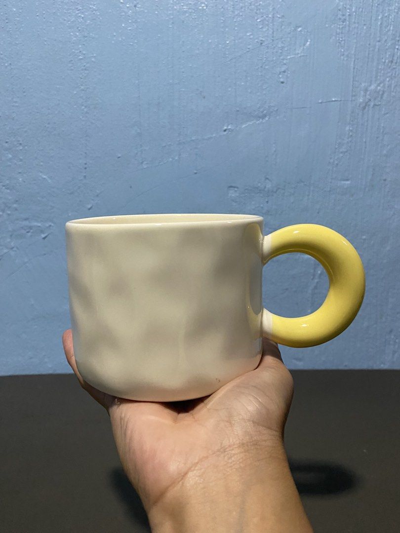 Ceramic Mugs (Category: Coffee & Tea Tableware) located in Cabuyao City. Submitted by copitos (Listing ID 1461531621, Image 2). Description: Please consider sf first before making an offer. Loc: Cabuyao Laguna..