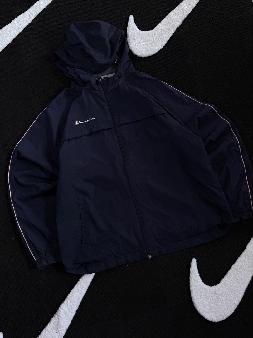 champion windbreaker jacket full zip (Category: Activewear) located in Manila. Submitted by styleandfly191238 (Listing ID 1461329191, Image 2). Description: length 28 width 23.5 issue none excllent condition complete tags and original color may vary due to light dm me for more inquiry mop g cash courier jnt or lalamove.