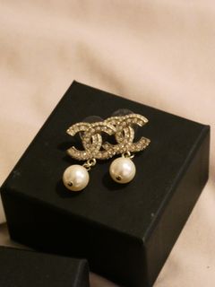 (Category: ) located in . Submitted by shopwithfrance (Listing ID 1461548280, Image 1). Description: .