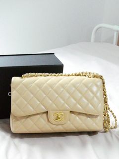 (Category: ) located in . Submitted by shopwithfrance (Listing ID 1461549821, Image 1). Description: .