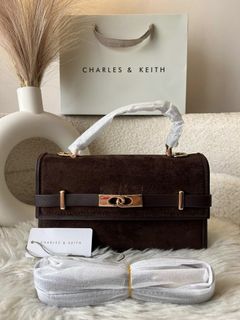 (Category: ) located in . Submitted by preloved.closet2 (Listing ID 1461558772, Image 1). Description: .