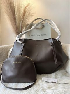(Category: ) located in . Submitted by preloved.closet2 (Listing ID 1461558583, Image 1). Description: .