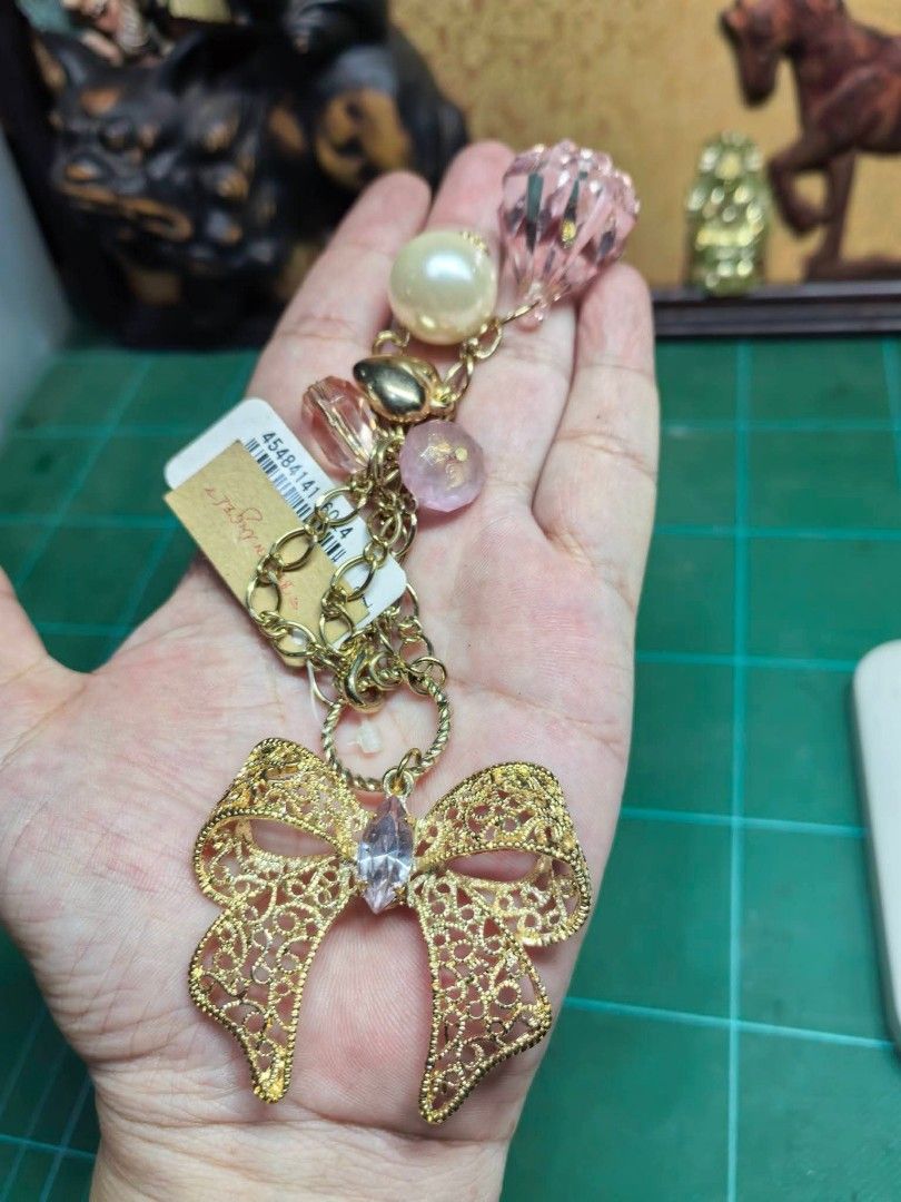 Charm Accessory — Gold-Tone Metal Beaded Chain (Category: Charms) located in Cebu City. Submitted by dudes_villanueva (Listing ID 1461325169, Image 1). Description: Charm Accessory — Gold-Tone Metal Beaded Chain Brand New.