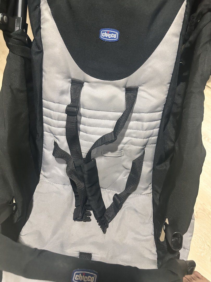Chicco Stroller (Category: Strollers) located in Singapore. Submitted by abhi29.ec (Listing ID 1461476830, Image 4). Description: - Chicco stroller in black and grey - Lightweight and easy to maneuver - 8 wheels drive - Features a secure 5-point harness - Folds compactly for convenient storage - Ideal for everyday outings.