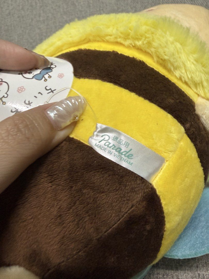 Chiikawa Usagi Hachi-san Honeybee plush (Category: Plushies & Soft Toys) located in Manila. Submitted by bcbg3217 (Listing ID 1461464430, Image 3). Description: ‼️PLEASE READ BEFORE BUYING‼️ Brand new condition Parade merch Big plush Authenticity guaranteed No other inclusions Actual photos are posted No other issues or flaws unless stated Please check the photos thoroughly before placing an order JnT regular or Lalamove COD for Metro Manila ⚠️BU
