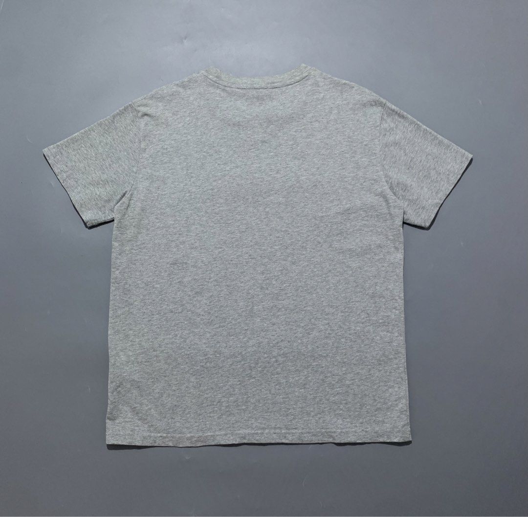 Christian Dior Embroidered Logo Tee (Category: Activewear) located in Mabalacat. Submitted by thrift_trap (Listing ID 1461532913, Image 2). Description: Dimes: W21 x L27 (Size: M on tag) Condition: Excellent Issue (s): None Color rate: 9.5/10 Complete tags🏷️ Color may vary due lighting‼️.