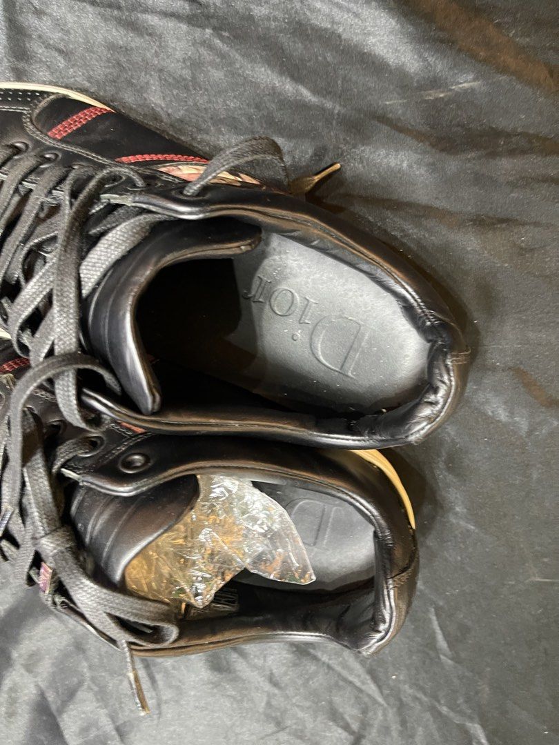Christian Dior shoes 38 (Category: Casual Shoes) located in Quezon City. Submitted by brandmanila (Listing ID 1461386421, Image 3). Description: .