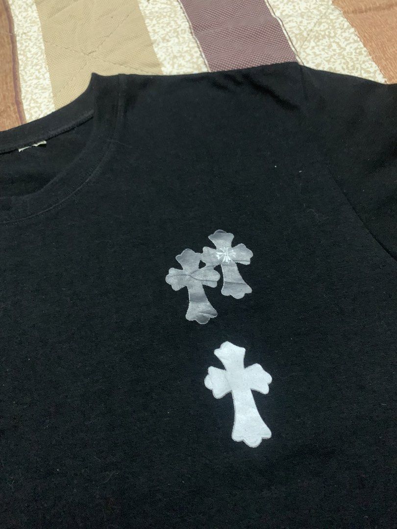 CHROME HEARTS VIBES OFF ONLY T-SHIRT (Category: Tshirts & Polo Shirts ) located in Calumpit. Submitted by sidethrift25 (Listing ID 1461497367, Image 3). Description: WIDTH-21 LENGTH- 26 MEDIUM DIMES GOOD CONDITION , CUT TAG CUT WASH TAG , SIGN OF USAGE COLORATE 8.9/10.
