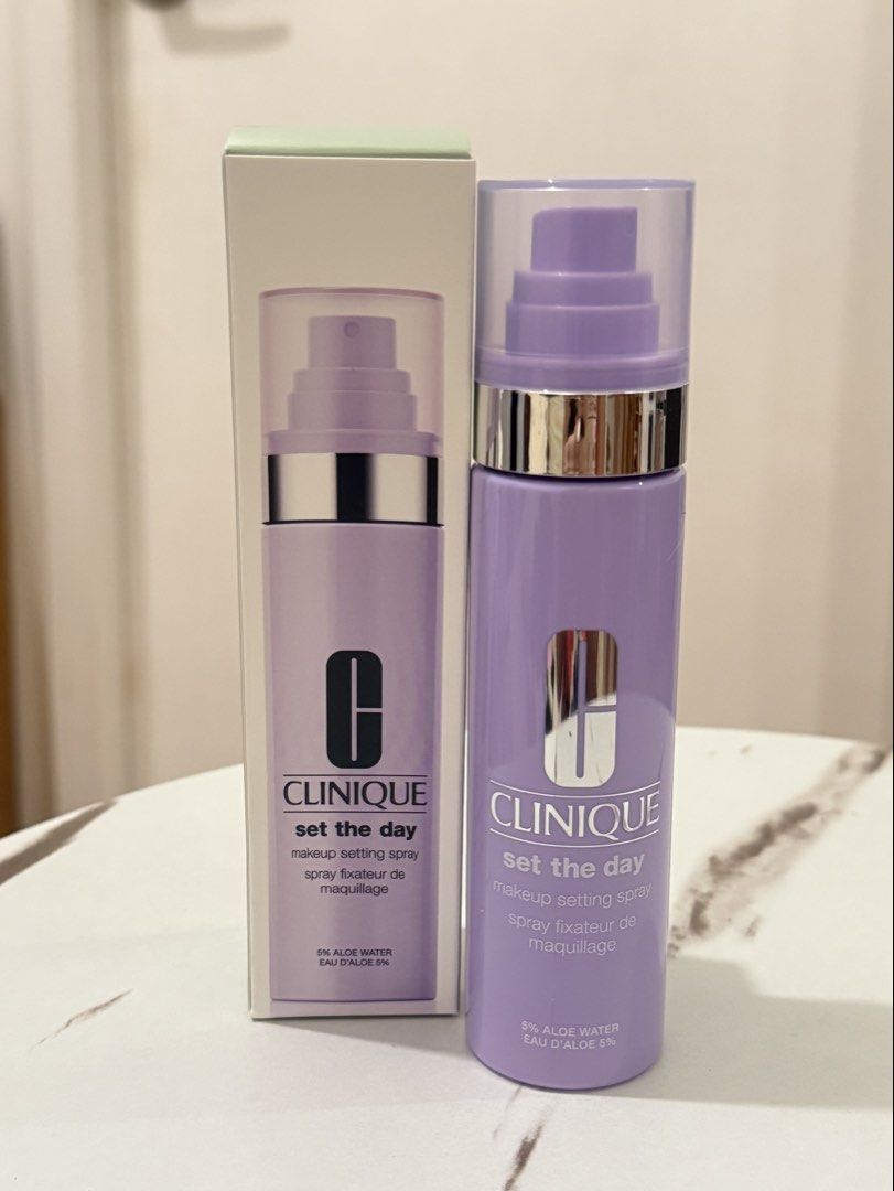 Clinique set the day makeup setting spray (Category: Makeup) located in Quezon City. Submitted by quirksandcurls (Listing ID 1461494967, Image 1). Description: .