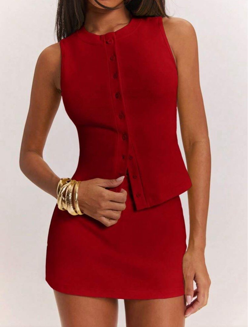 co ords top and skirt (Category: Dresses) located in Manila. Submitted by amagura (Listing ID 1461510912, Image 2). Description: brandnew.