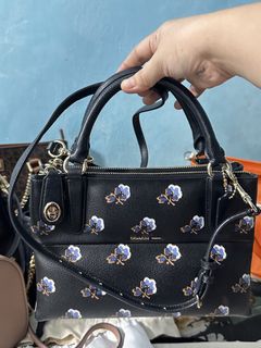 (Category: ) located in . Submitted by chicfinds.moon (Listing ID 1461559856, Image 1). Description: .
