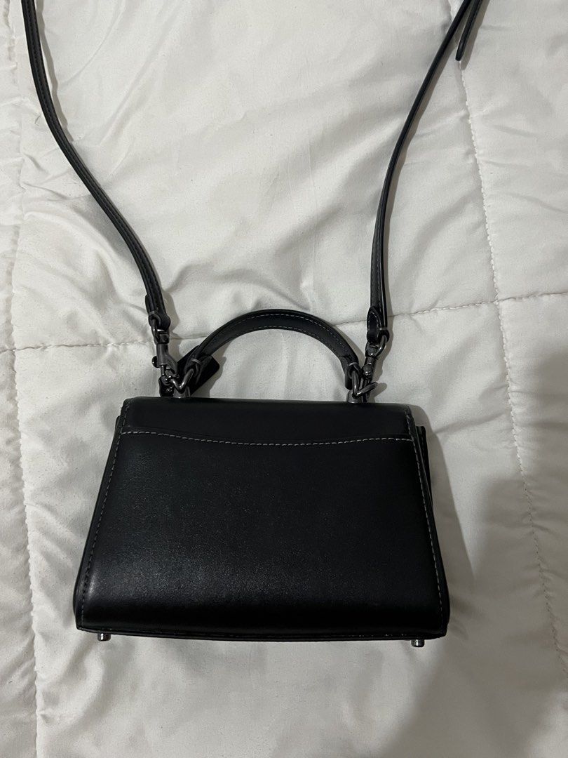 Coach eliza mini top handle bag (Category: Shoulder Bags) located in Marikina City. Submitted by ellaahgg (Listing ID 1461474294, Image 3). Description: Super cute black mini shoulder bag original from US.