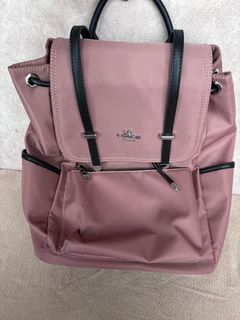 (Category: ) located in . Submitted by belle_luxurycloset (Listing ID 1461463494, Image 1). Description: .