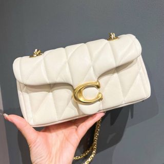 (Category: ) located in . Submitted by fancycollzstore (Listing ID 1461531098, Image 1). Description: .