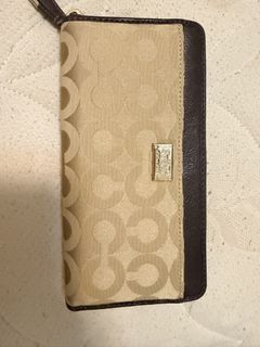 (Category: ) located in . Submitted by itsmelissamd (Listing ID 1461358396, Image 1). Description: .