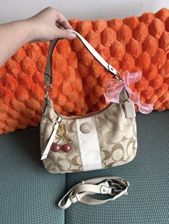 (Category: ) located in . Submitted by sophiajoyb (Listing ID 1461435516, Image 1). Description: .